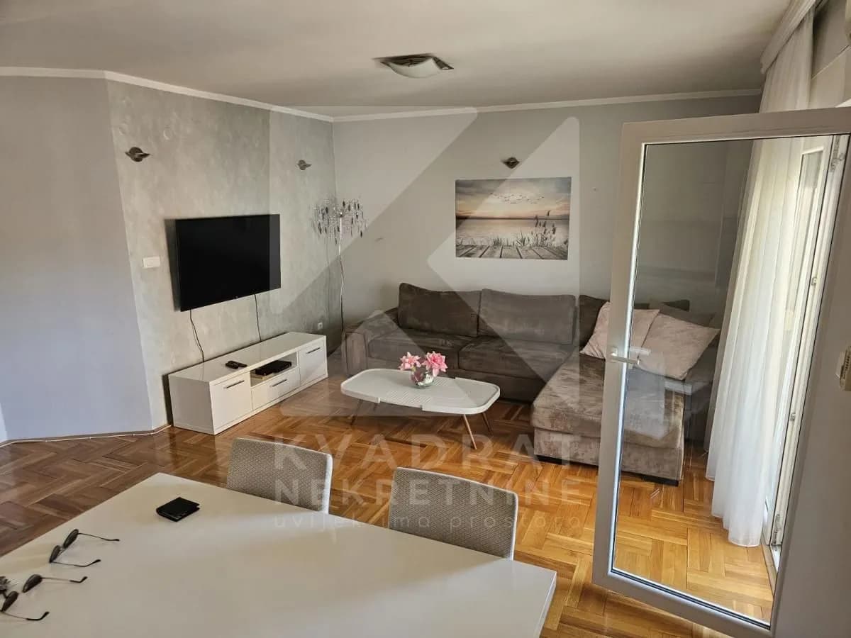 Prodaja, dvosoban stan, 80m², Zagorič, Podgorica