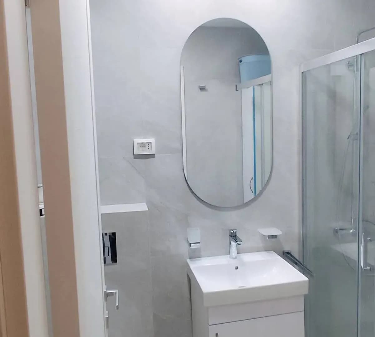 Prodaja, jednosoban stan, 40m², Central Point, Podgorica