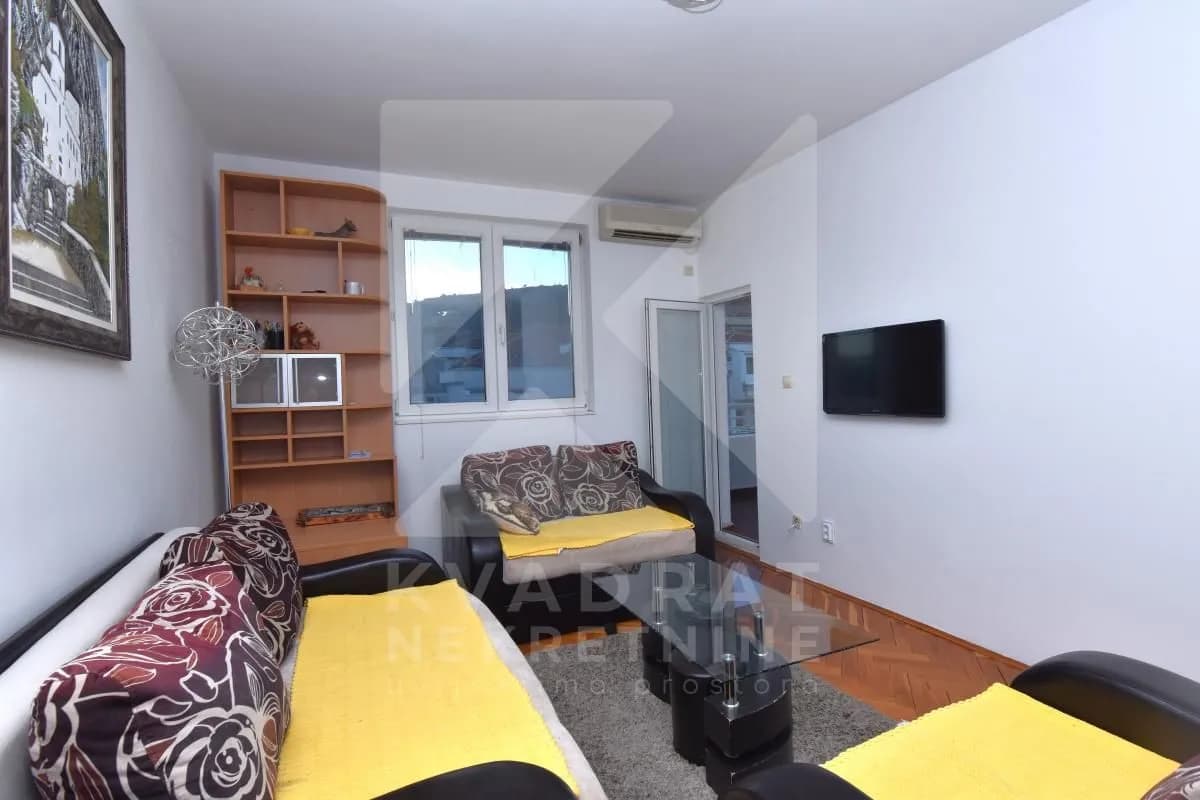 Prodaja, jednosoban stan, 42m², Zagorič, Podgorica
