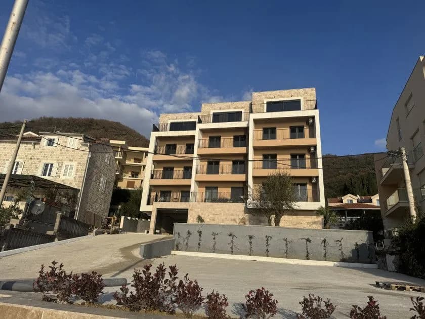 Prodaja, jednosoban stan, 44m², Donja Lastva, Tivat