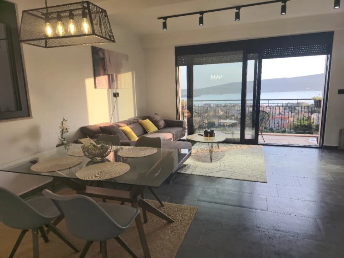Prodaja, jednosoban stan, 50m², Mažina, Tivat