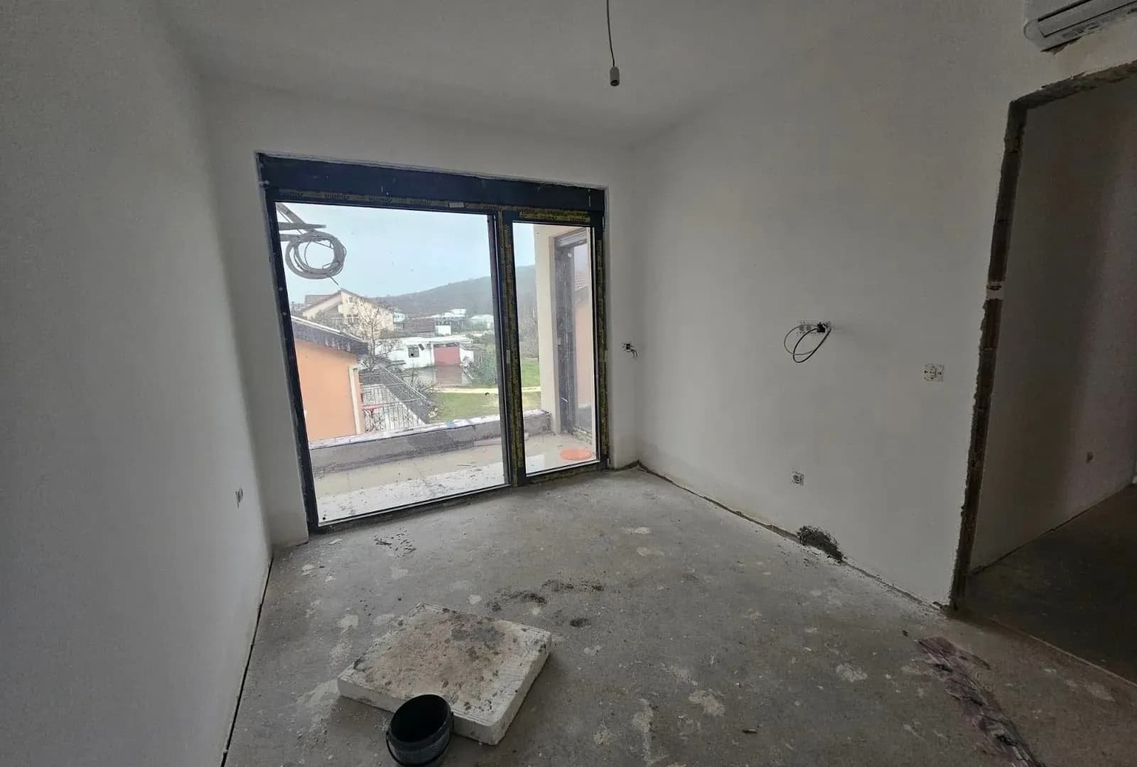 Prodaja, jednosoban stan, 51m², Radanovići, Kotor