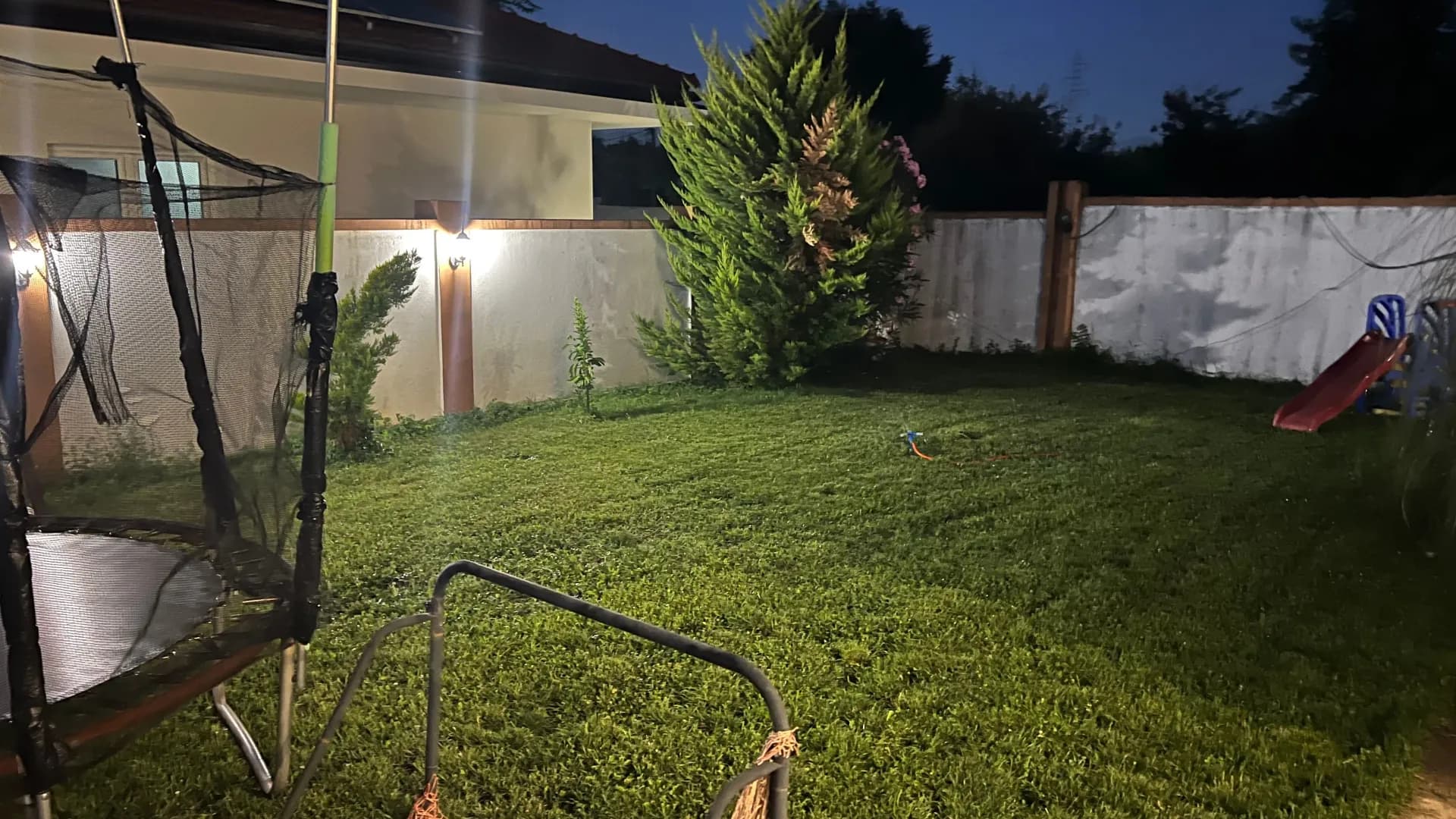 Prodaja, kuća, 260m², Gornja Gorica, Podgorica
