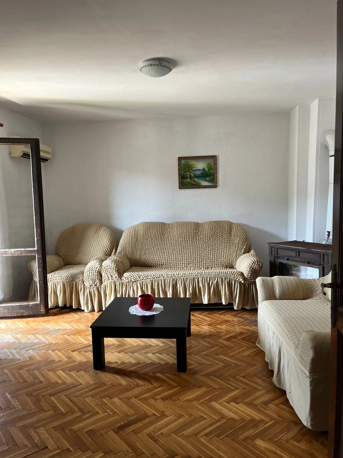 Prostoran dupleks stan sa 4 terase u Herceg Novom