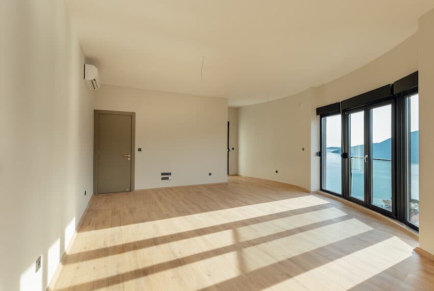 Three-bedroom apartment in a new residential complex in Herceg Novi