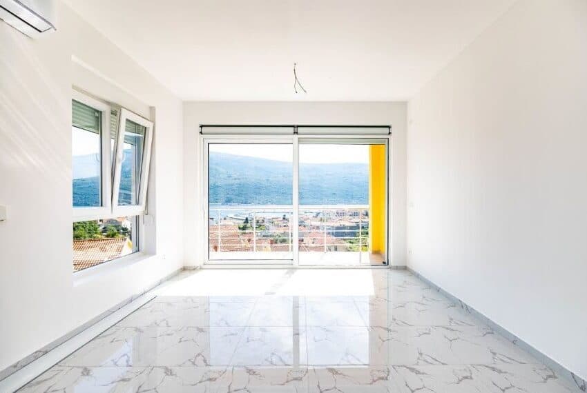 Two-bedroom apartment for sale in a newly constructed building in Djenovici, Herceg Novi
