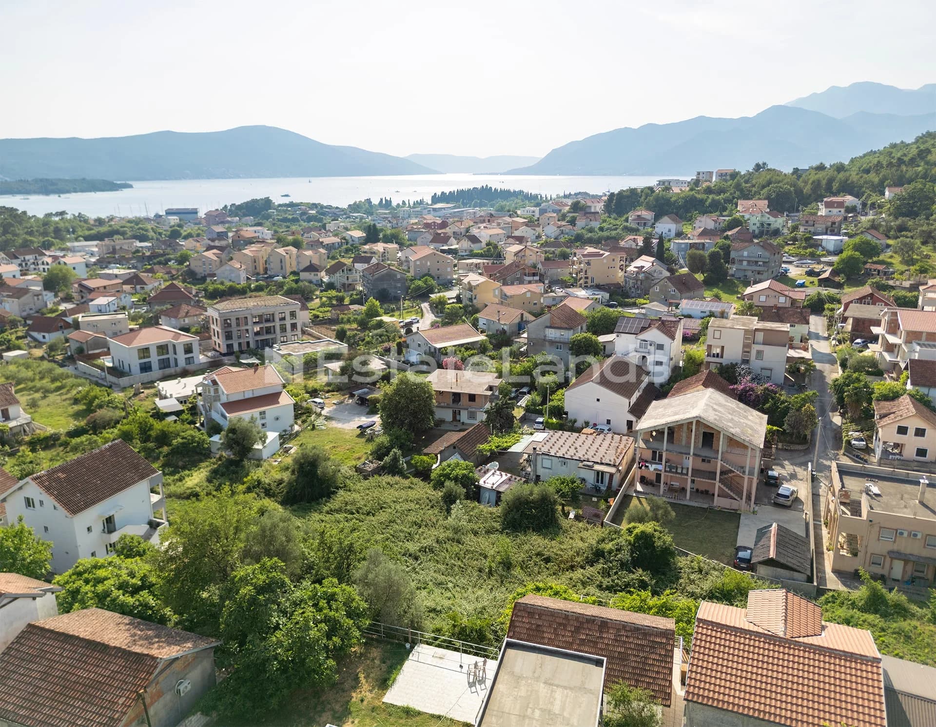 Land Consisting of 3 Connected Plots in an Excellent Location in the Peaceful Neighborhood of Mrčevac, Overlooking the Bay of Tivat